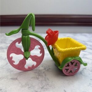Vintage Strawberry Shortcake Doll Berry Cycle Trike Bicycle Vehicle Toy 1982